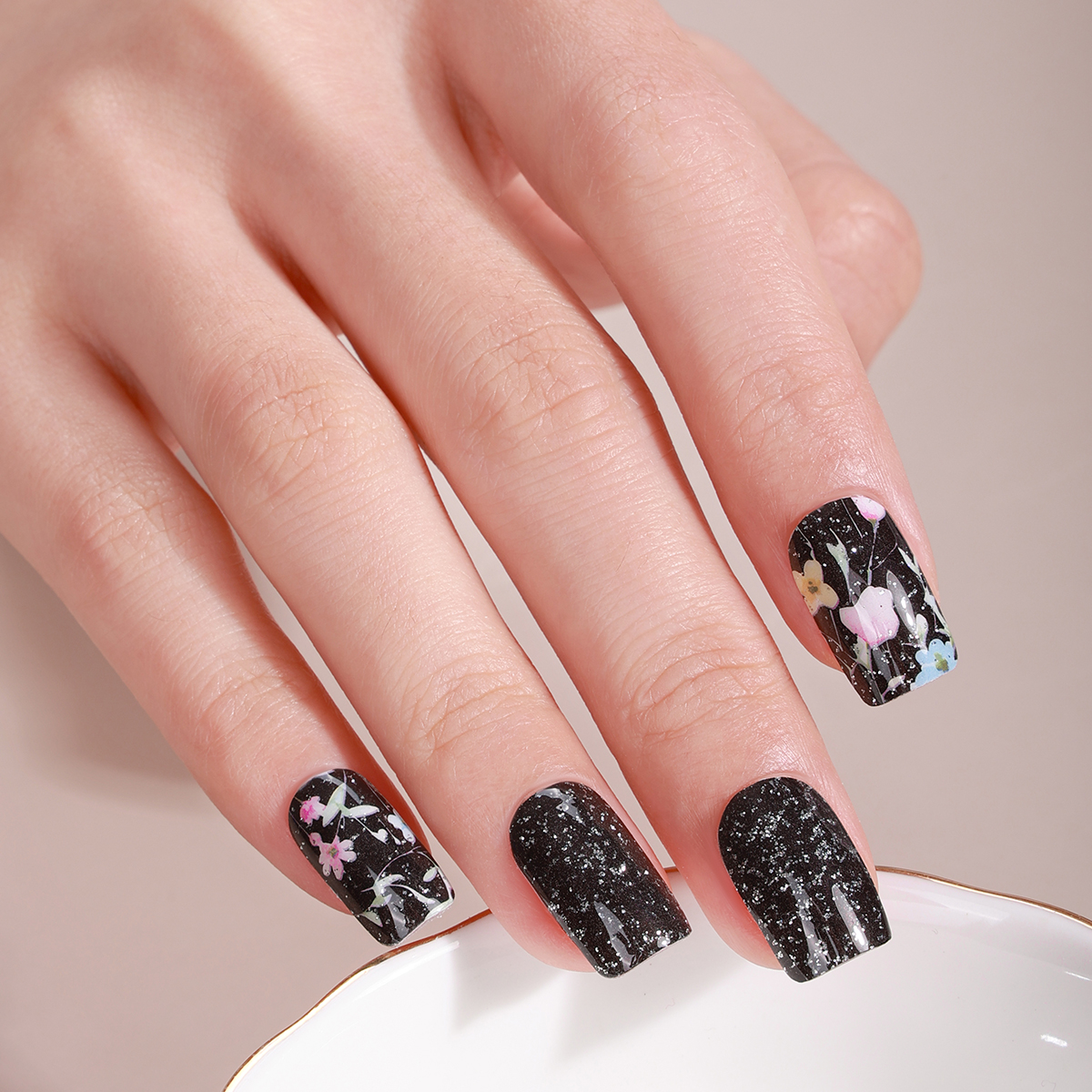 16Tips Full Cover Nail Sticker – обзор и цена Full Cover Adhesive